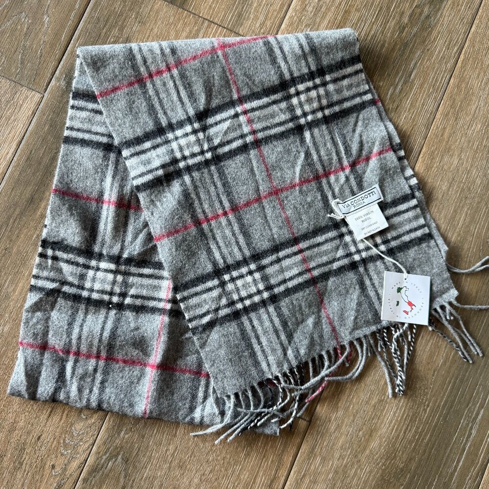 NWT Via Condotti 100% virgin wool unisex scarf with fringe